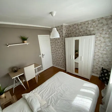 Apartmán Belle Lumineux Avec Balcon Plein Centre . *