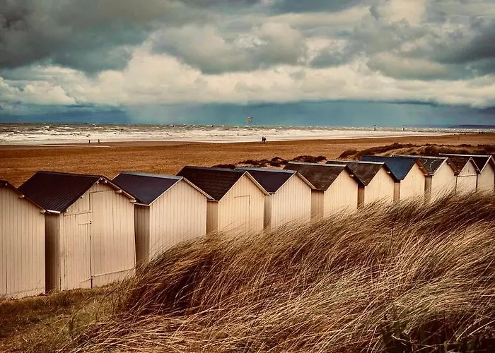 Belle Lumineux Avec Balcon Plein Centre .